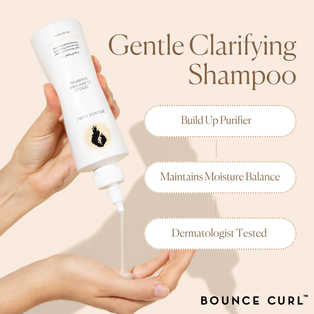 Bounce Curl Gentle Clarifying Shampoo 237ml with a light formula that cleans build-up, maintains the moisture balance and is dermatologically tested.
